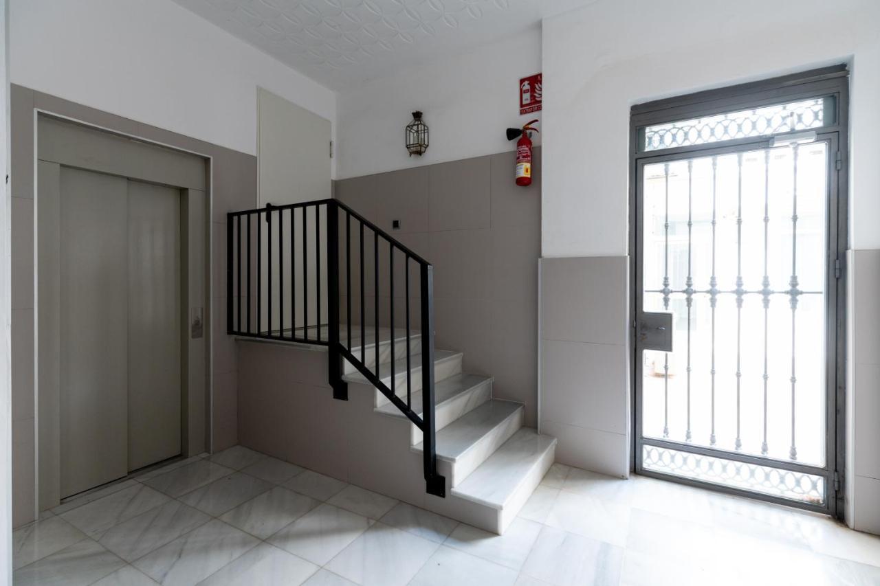 Holi-Rent Cuna Sevilla Eksteriør bilde
